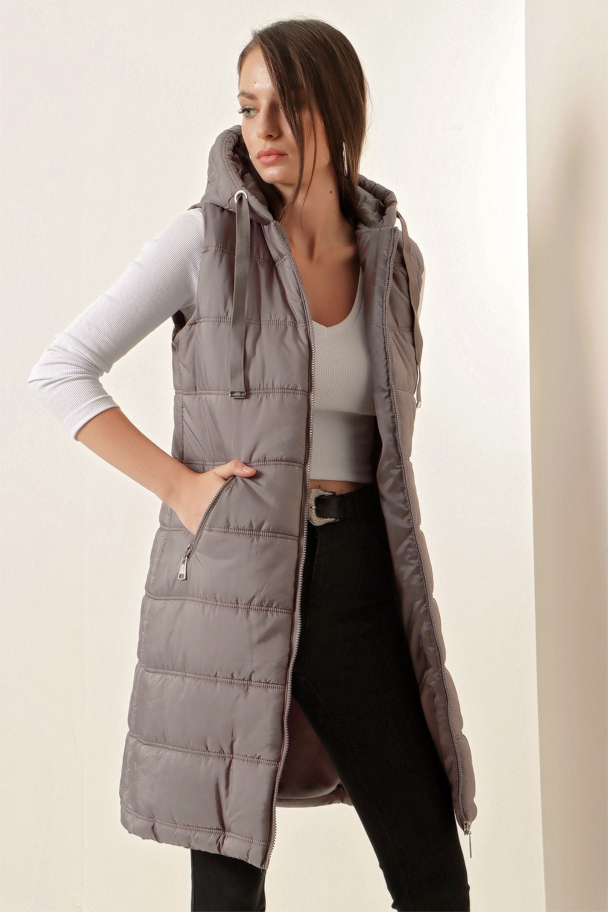 5140 Hooded Long Puffer Vest - Black