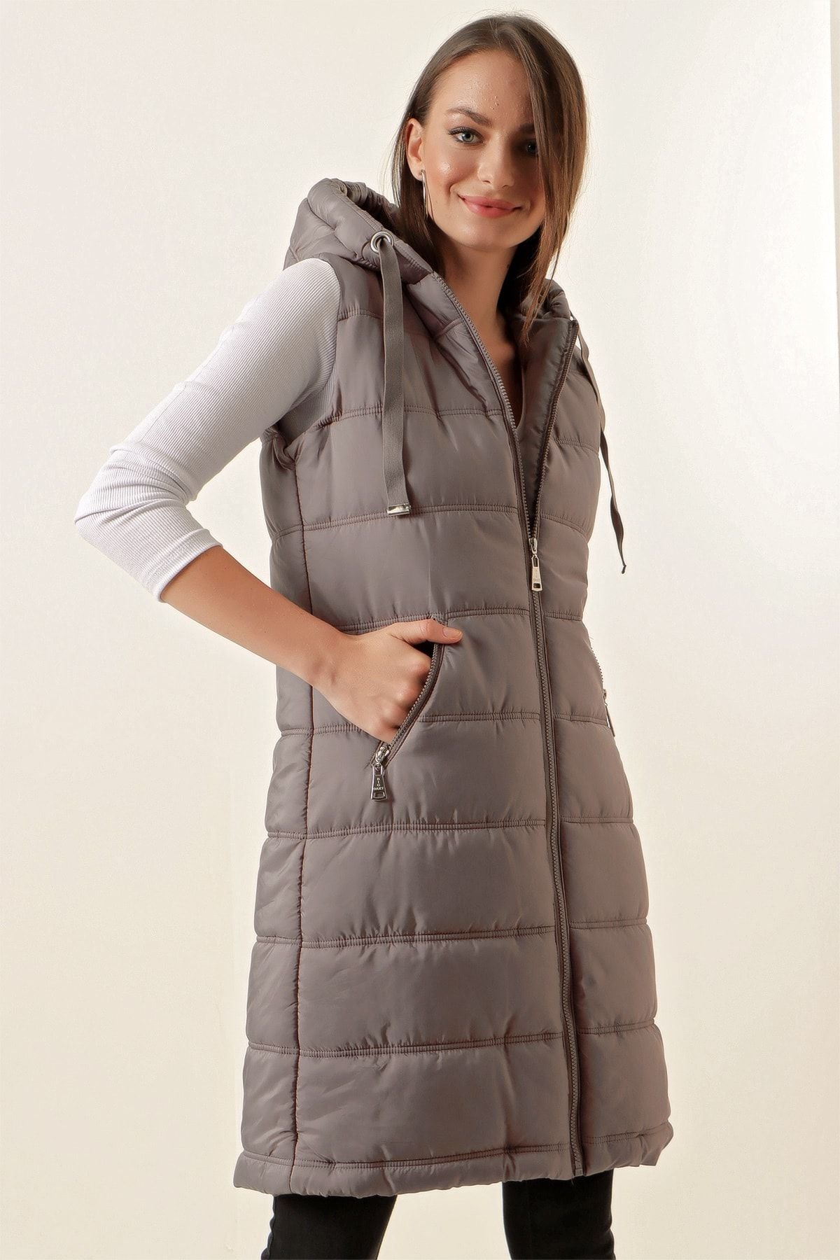 5140 Hooded Long Puffer Vest - Black