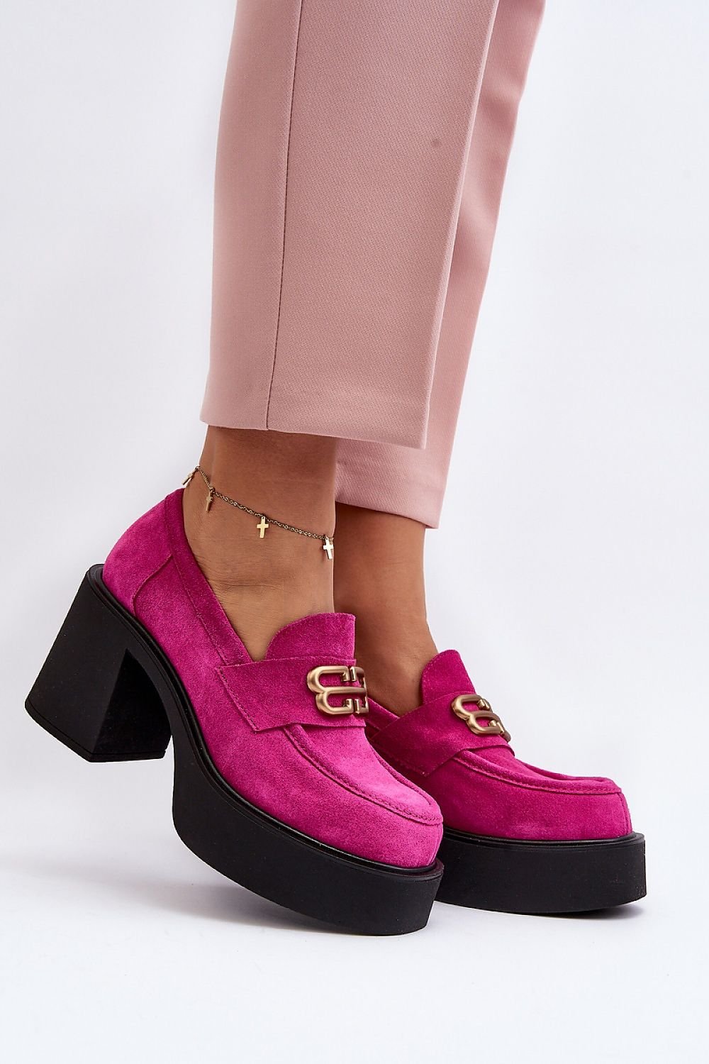 Heeled low shoes Step in style